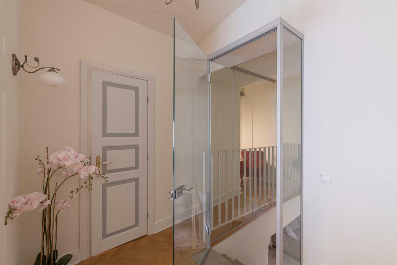 Tallinn Housing 2 Bdr 2 Bathroom With Sauna At Carl Engel Luxury House Extérieur photo