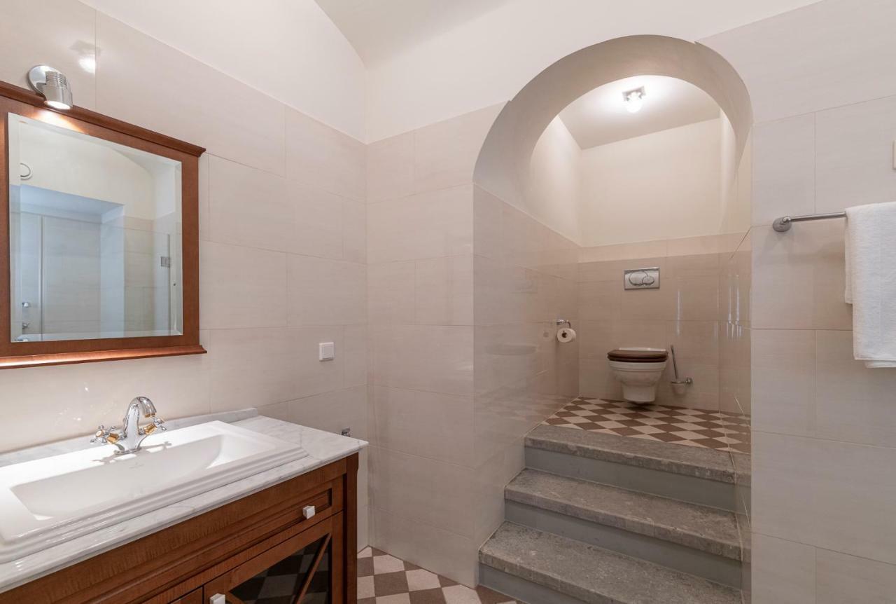 Tallinn Housing 2 Bdr 2 Bathroom With Sauna At Carl Engel Luxury House Extérieur photo